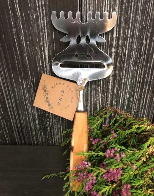 Hovedbilde Ostehøvel av einer, m. mosaikkskaft, elg